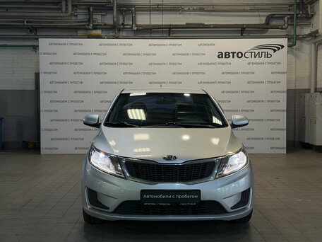 2014 Kia Rio III, серебристый, 599000 рублей, вид 2