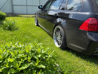 2009 BMW 3 серии 335i V (E90/E91/E92/E93) Рестайлинг, чёрный, 1700000 рублей, вид 4