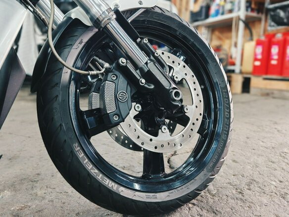 2009 Harley-Davidson V-Rod Muscle, серебристый, 1180000 рублей - вид 21