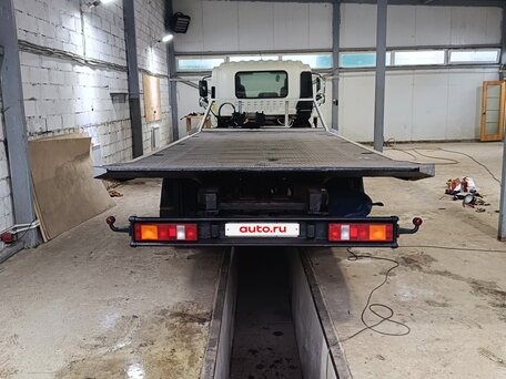 2013 Isuzu Forward (F-Series), белый, 4250000 рублей, вид 4