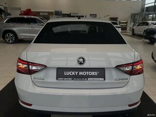 2015 Skoda Superb III, белый, 1867000 рублей, вид 5
