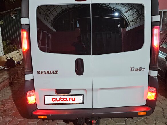 2006 Renault Trafic II, белый, 1650000 рублей - вид 8