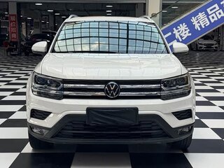 2022 Volkswagen Tharu I, белый, 1580000 рублей, вид 2