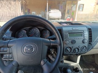 2010 Mazda BT-50 I Рестайлинг, чёрный, 765000 рублей, вид 4