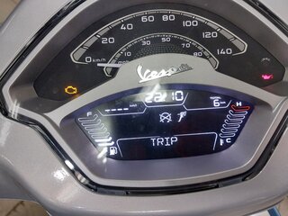 2025 Vespa Primavera, серый, 499000 рублей, вид 5