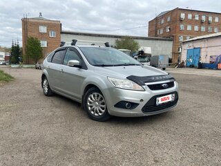 2011 Ford Focus II Рестайлинг, серебристый, 650000 рублей, вид 3