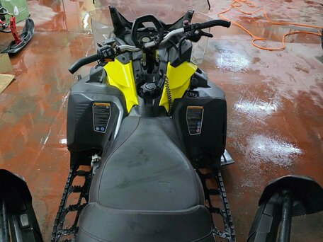 2019 BRP Ski-Doo Expedition 900, чёрный, 2050000 рублей, вид 4
