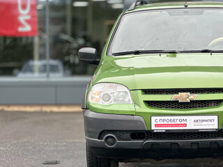 2015 Chevrolet Niva I Рестайлинг, зелёный, 499000 рублей, вид 4
