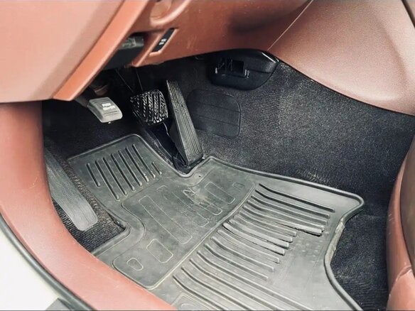 2008 Infiniti EX EX35 5-speed I (J50), белый, 1150000 рублей - вид 11