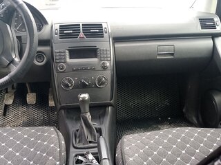 2005 Mercedes-Benz A-Класс 150 II (W169), чёрный, 440000 рублей, вид 4