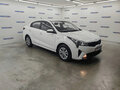 2021 Kia Rio IV Рестайлинг, белый, 1670000 рублей - вид 1