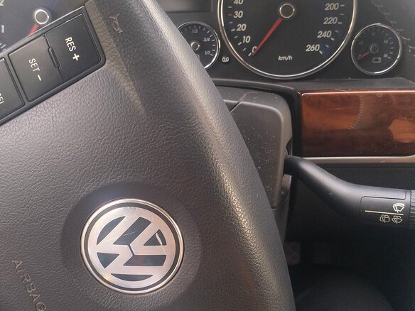 2004 Volkswagen Touareg I, серебристый - вид 20