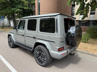 2026 Mercedes-Benz G-Класс AMG 63 AMG II (W465) Рестайлинг, серый, 33000000 рублей, вид 4