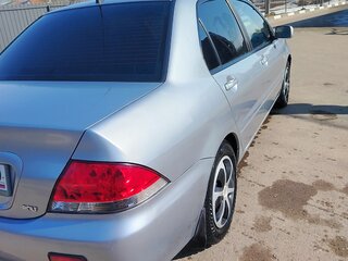 2004 Mitsubishi Lancer IX, серебристый, 370000 рублей, вид 4