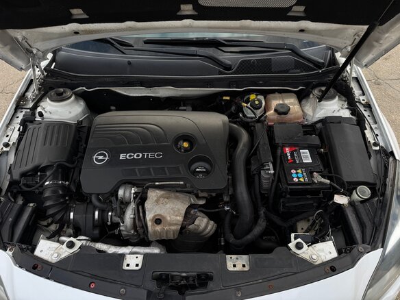 2014 Opel Insignia I Рестайлинг, белый, 1050000 рублей - вид 11