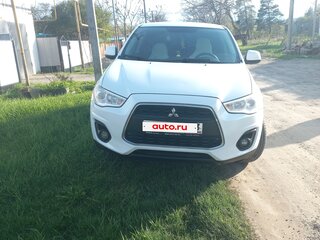 2014 Mitsubishi ASX I Рестайлинг, белый, 1000000 рублей, вид 2