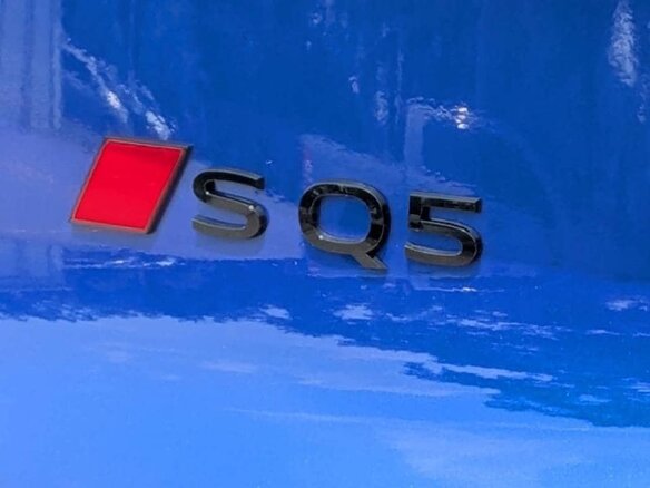 2026 Audi SQ5 III, синий, 11231243 рублей - вид 19