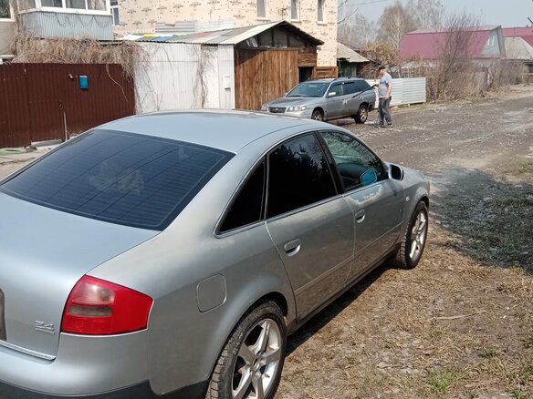 1998 Audi A6 II (C5), серебристый, 450000 рублей - вид 2