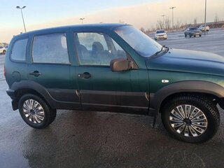2003 Chevrolet Niva I, зелёный, 335000 рублей, вид 4