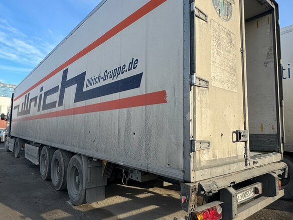 2000 Volvo FH, зелёный, 3500000 рублей - вид 5