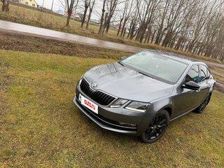 2018 Skoda Octavia III (A7) Рестайлинг, серый, 2150000 рублей, вид 3