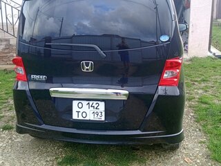 2010 Honda Freed Spike I Рестайлинг, чёрный, 1110000 рублей, вид 3