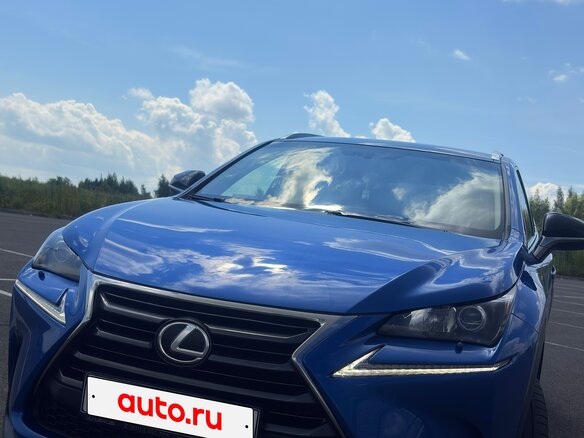 2017 Lexus NX 200 I, синий, 3200000 рублей