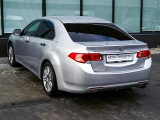 2011 Honda Accord VIII Рестайлинг, серебристый, 905000 рублей, вид 3