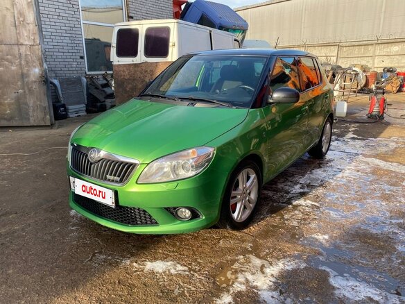 2013 Skoda Fabia RS II, зелёный, 1150000 рублей - вид 15