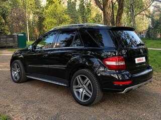 2008 Mercedes-Benz M-Класс 350 II (W164) Рестайлинг, чёрный, 1100000 рублей, вид 4
