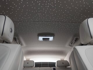 2025 Rolls-Royce Cullinan Black Badge I Рестайлинг (Series II), синий, 89914500 рублей, вид 5