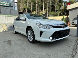 2015 Toyota Camry VII (XV50) Рестайлинг, белый, 2000000 рублей, вид 4
