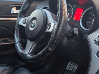 2008 Alfa Romeo 159, серый, 680000 рублей, вид 2