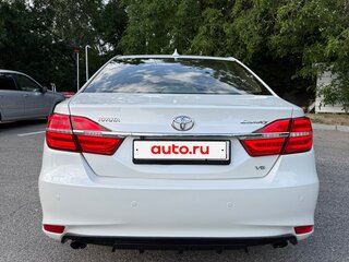 2016 Toyota Camry VII (XV50) Рестайлинг, белый, 2390000 рублей, вид 4