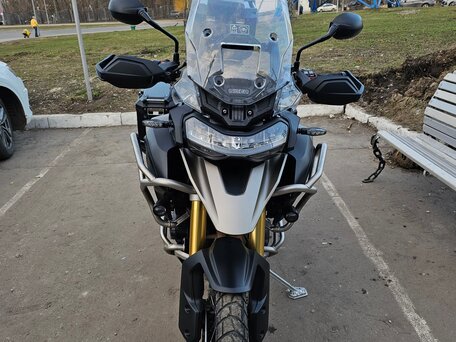2024 Triumph Tiger 1200, золотистый, 2750000 рублей, вид 1