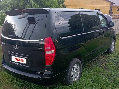 2014 Hyundai Grand Starex, чёрный, 1950000 рублей, вид 4