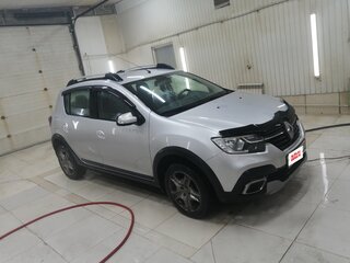 2019 Renault Sandero Stepway II Рестайлинг, серый, 1400000 рублей, вид 4