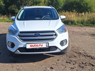 2016 Ford Kuga II Рестайлинг, белый, 1500000 рублей, вид 1