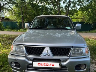 2005 Mitsubishi Pajero Sport I Рестайлинг, серебристый, 530000 рублей, вид 2