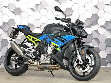 2025 BMW S 1000 R, чёрный, 2049000 рублей, вид 2