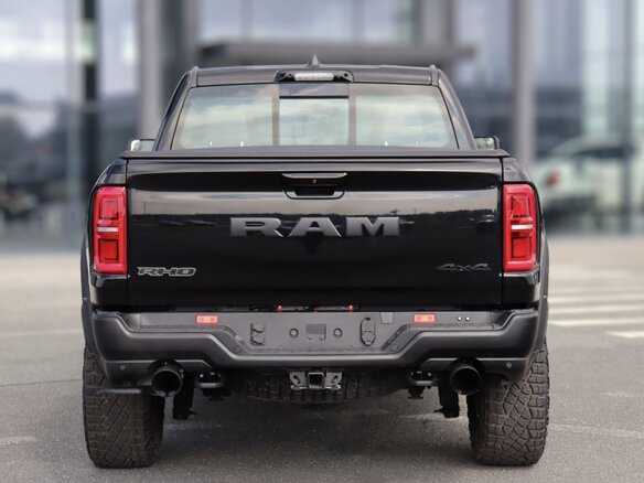 2026 Ram 1500 RHO V Рестайлинг, чёрный - вид 5