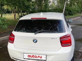 2011 BMW 1 серии 118i II (F20/F21), белый, 870000 рублей, вид 2
