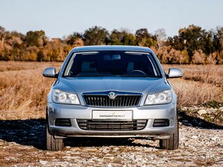 2011 Skoda Octavia II (A5) Рестайлинг, серебристый, 699000 рублей, вид 3