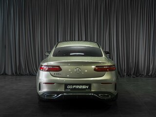 2017 Mercedes-Benz E-Класс 200 V (W213, S213, C238), серебристый, 3699000 рублей, вид 4