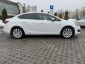 2014 Opel Astra J Рестайлинг, белый, 750000 рублей - вид 3