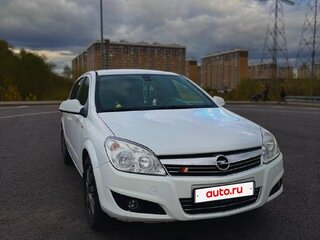 2011 Opel Astra H Рестайлинг, белый, 550000 рублей, вид 2