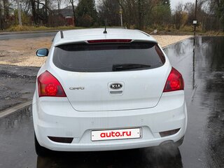 2011 Kia Ceed I Рестайлинг, белый, 500000 рублей, вид 4