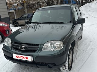 2020 Chevrolet Niva I Рестайлинг, зелёный, 740000 рублей, вид 2