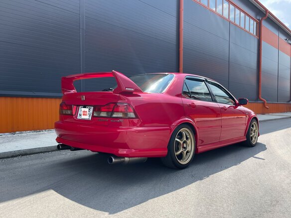 2001 Honda Accord VI, красный, 1850000 рублей - вид 1
