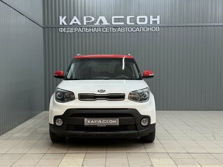 2018 Kia Soul II Рестайлинг, белый, 1720000 рублей, вид 3